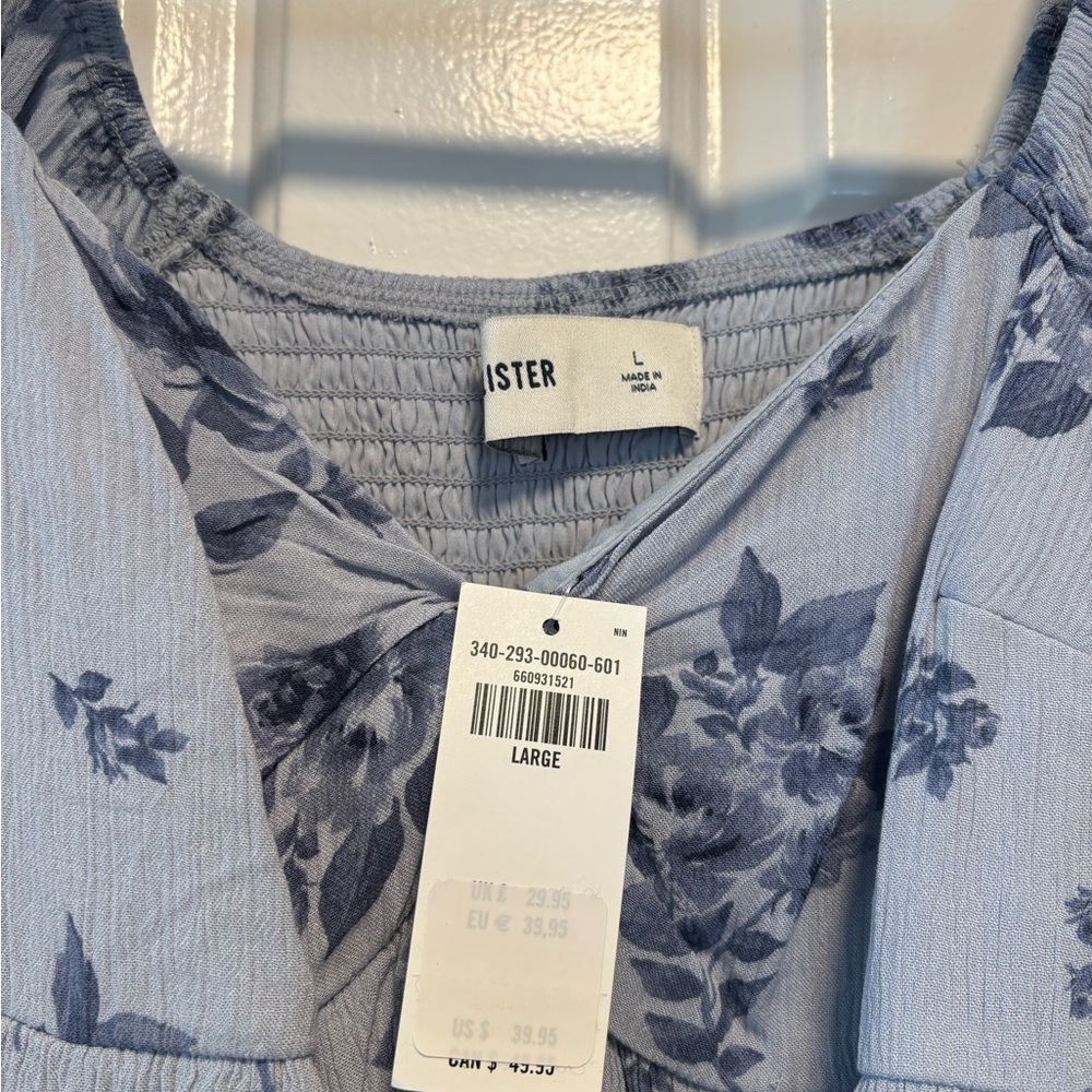 Hollister Blue Floral Blouse - Picture 6 of 7